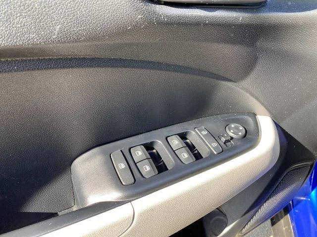 Used 2023 Blue Hyundai SEL image 30