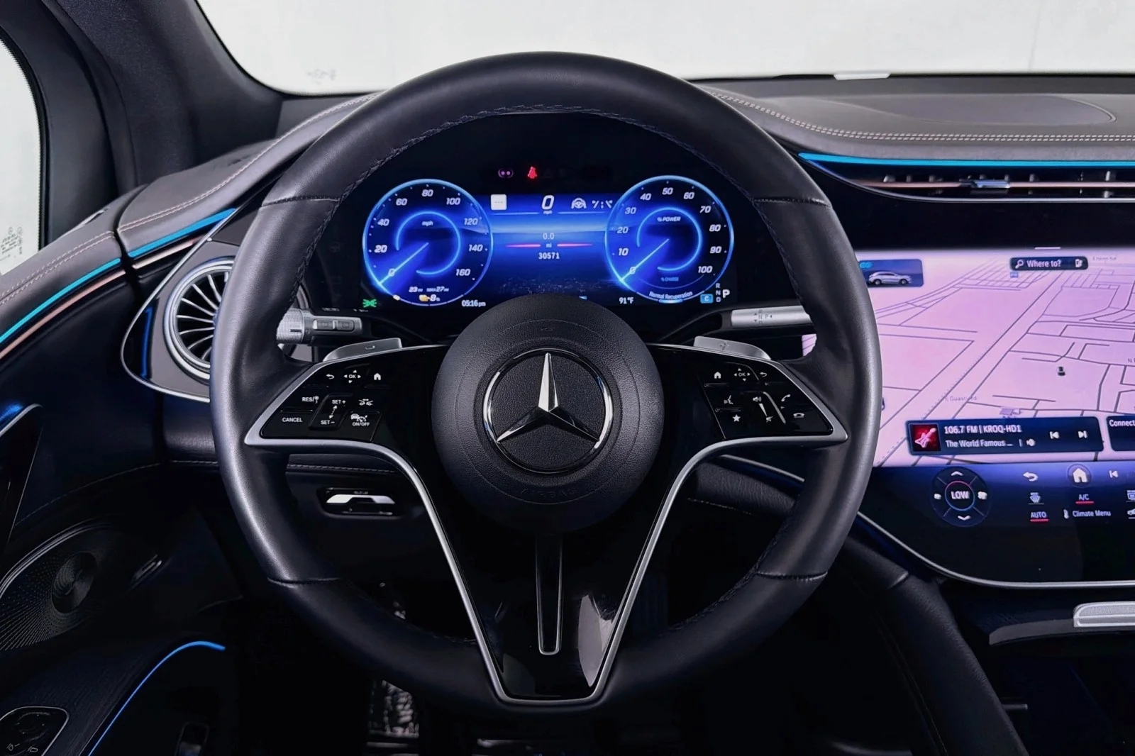 Certified Used 2024 Polar White Mercedes-Benz 450 image 18