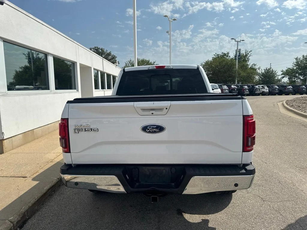 Used 2017 White Ford Lariat image 6