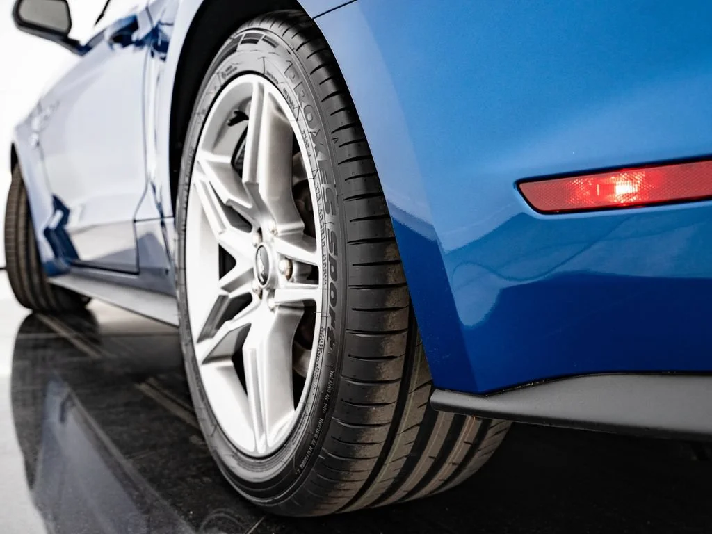 Used 2022 Atlas Blue Metallic Ford GT image 43