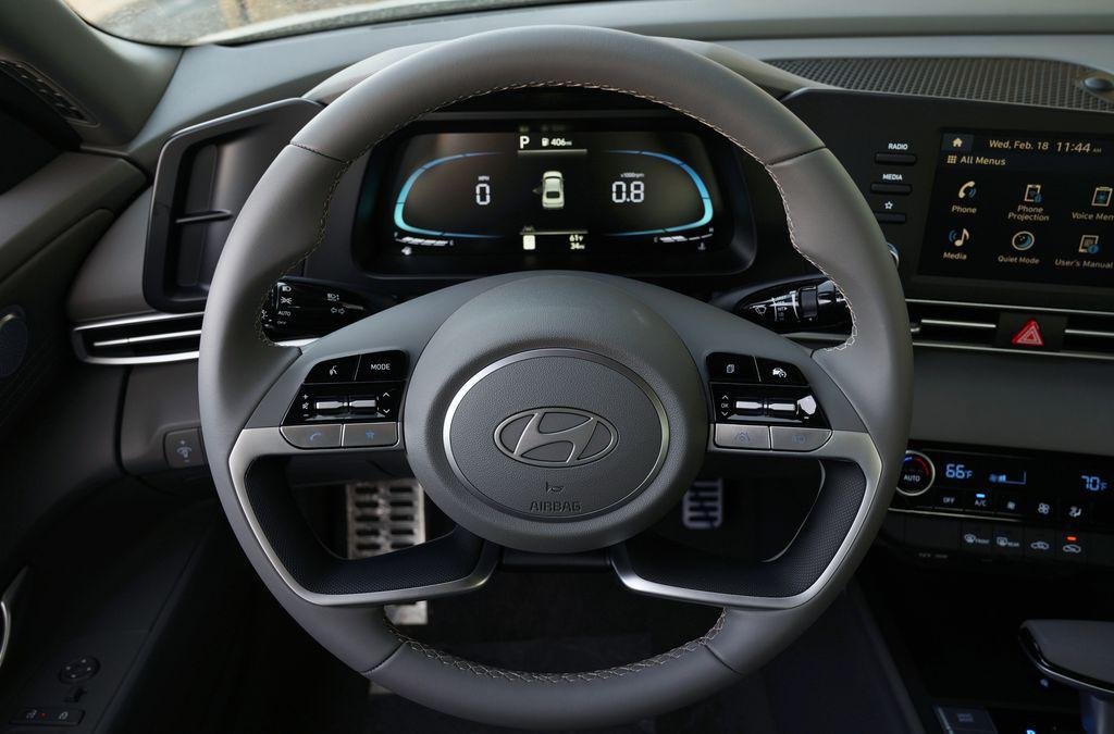 New 2026 Serenity White Hyundai SEL Sport image 11