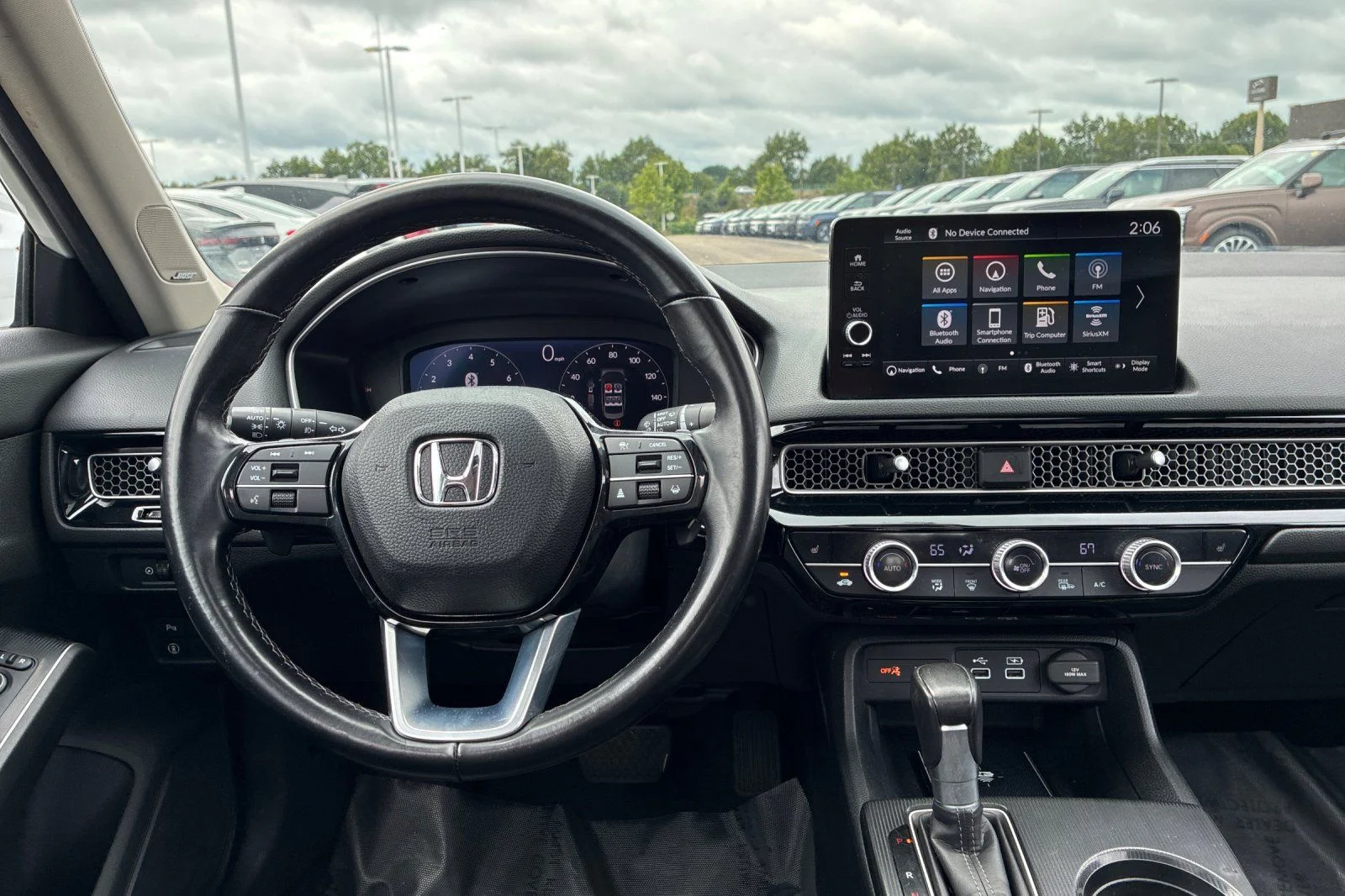 Used 2024 Platinum White Pearl Honda Touring image 17