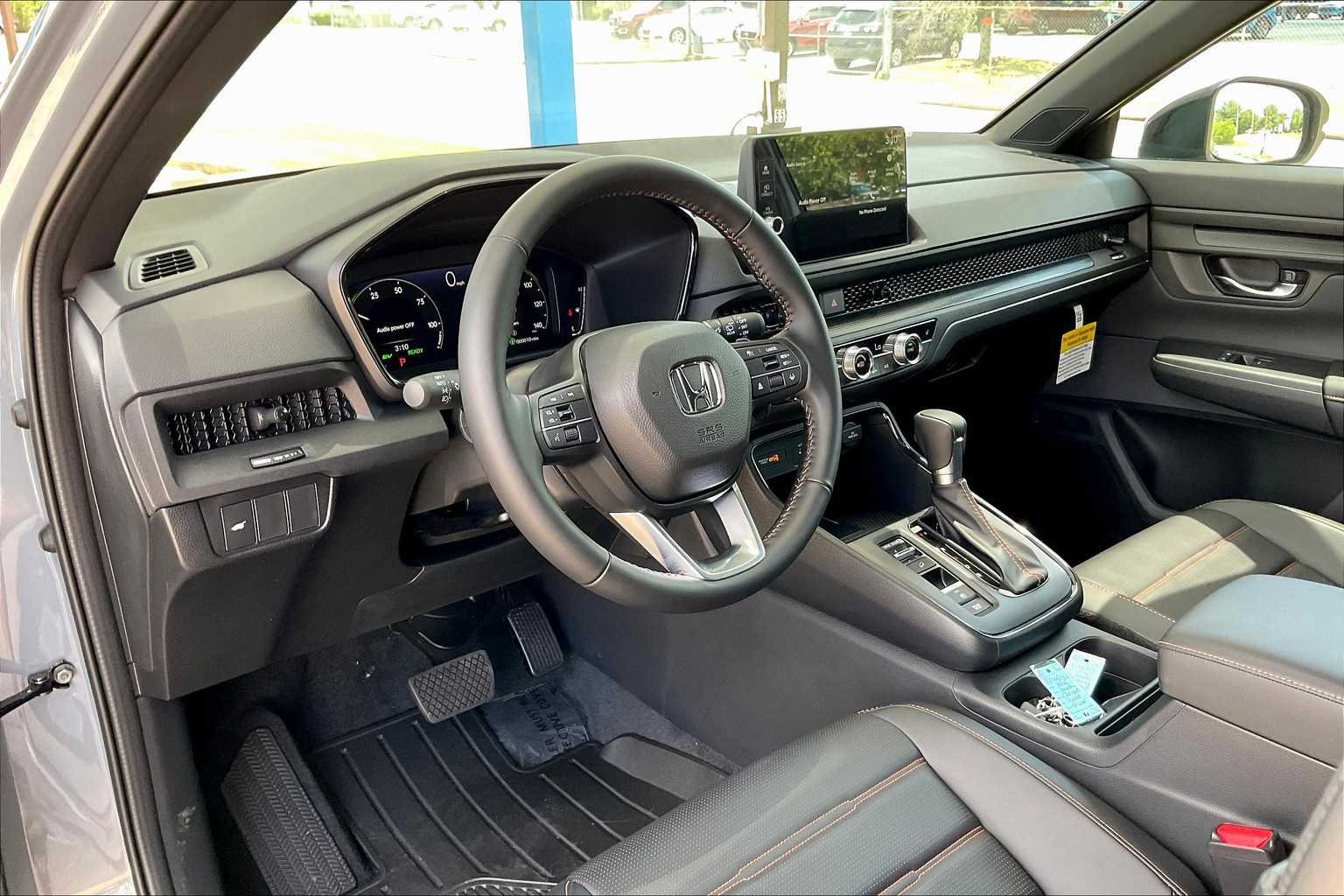 Used 2026 Urban Gray Pearl Honda Sport-L image 8