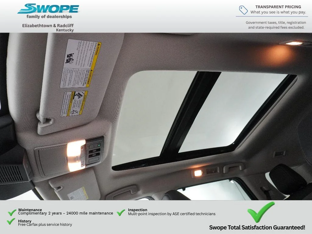 Used 2025 Obsidian Green Pearl Nissan Platinum image 28