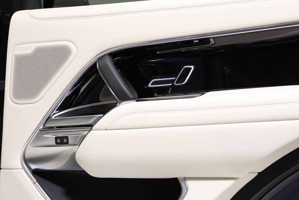 2026 Land Rover Range Rover SE - Photo 42