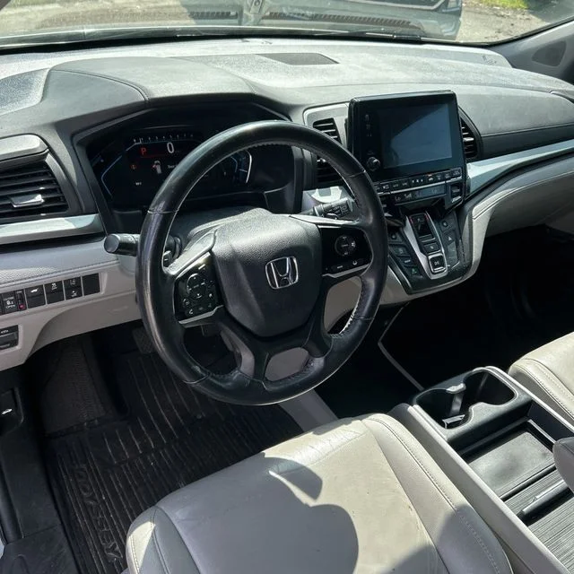 Used 2020 Lunar Silver Metallic Honda EX-L image 10