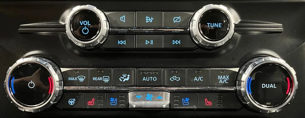 Used 2023 Black Ford Lariat image 38