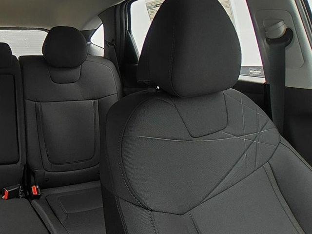 New 2026 White Hyundai SE AWD image 39