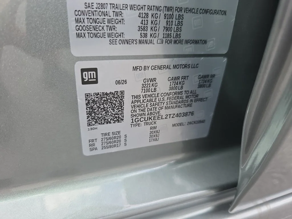 New 2026 Sterling Gray Metallic Chevrolet RST image 39