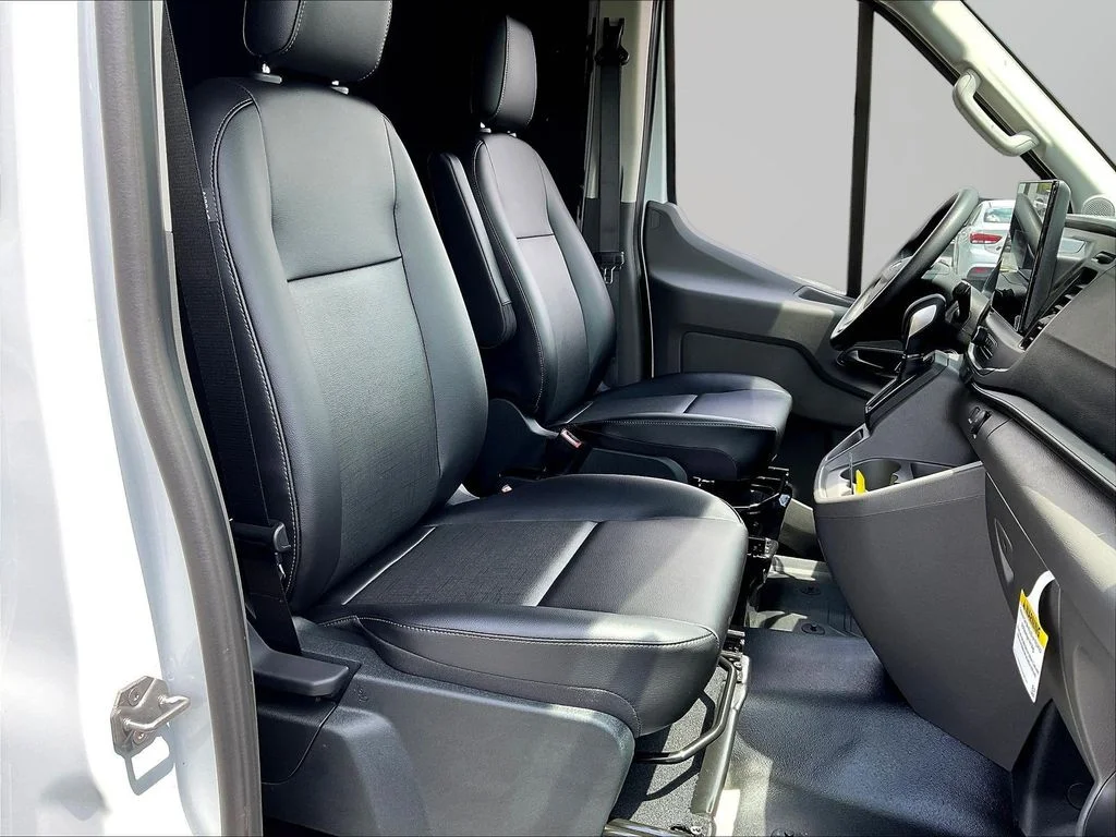 New 2026 Oxford White Ford Cargo Van image 11