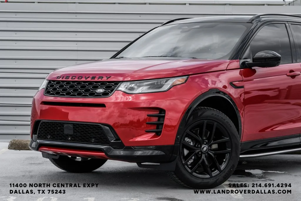 New 2026 Firenze Red Metallic Land Rover Landmark image 3