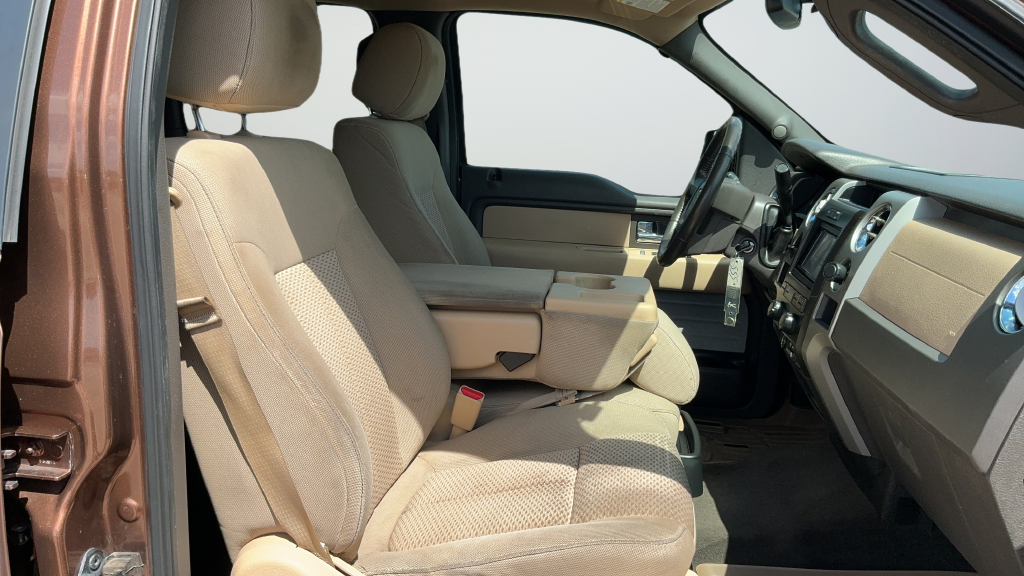 Used 2012 Gold Ford XLT image 21