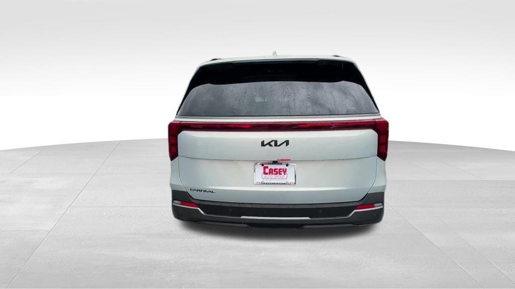 New 2026 Ivory Silver Kia SX image 5