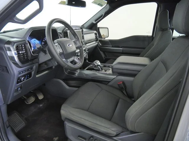 Used 2023 White Ford XLT image 21