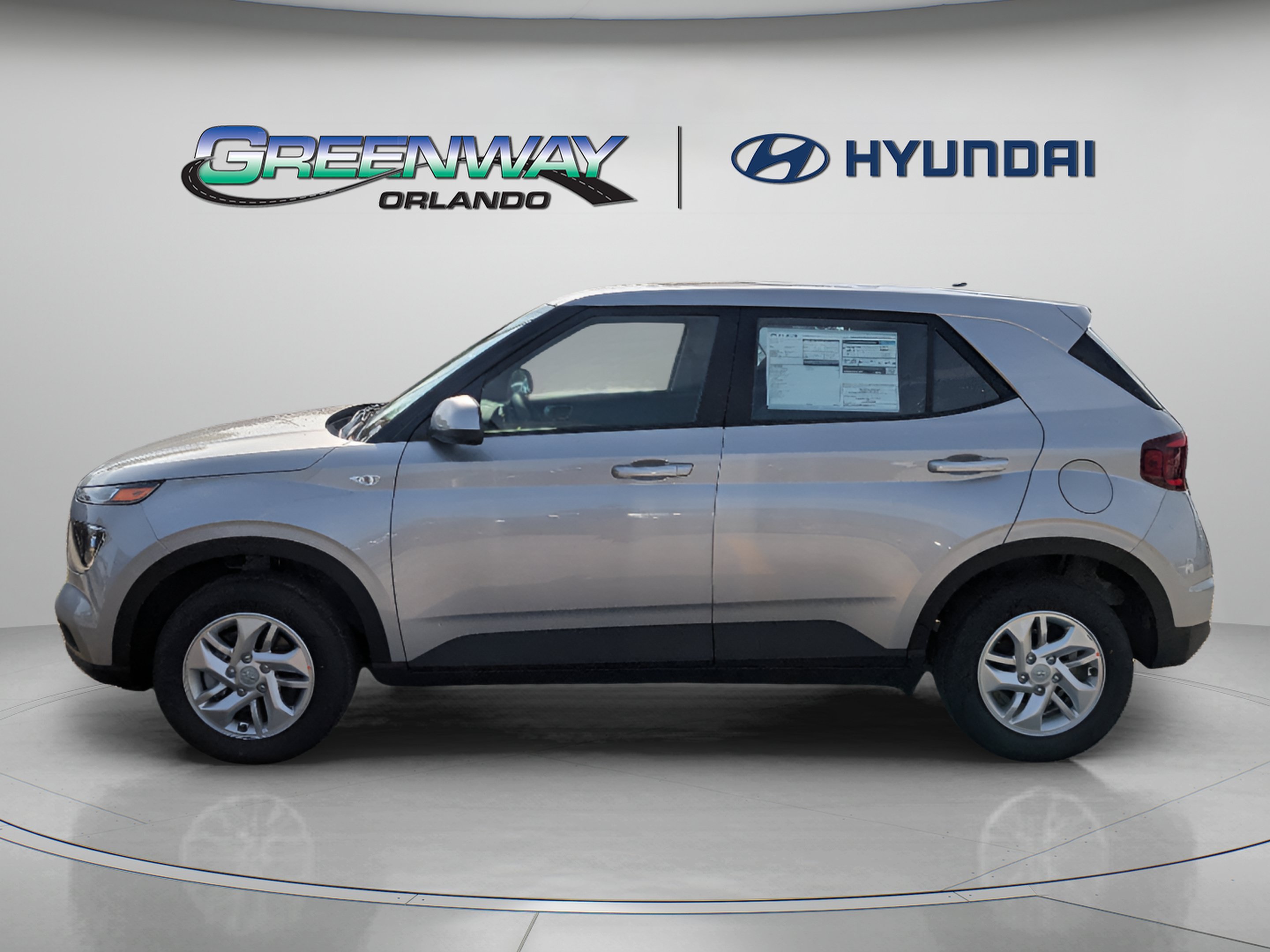 New 2026 Shimmering Silver Hyundai SE image 5