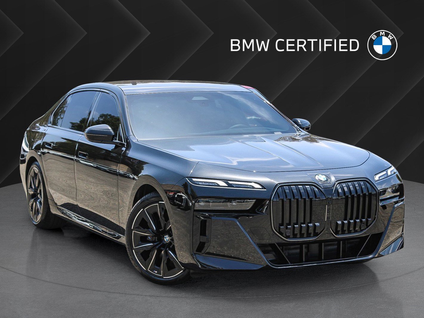 2025 BMW 7 Series 740i Sedan's photo