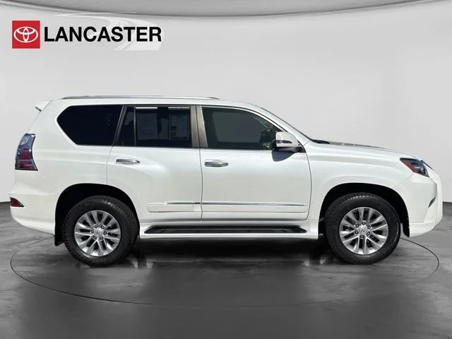 Used 2018 White Lexus GX 460 image 8