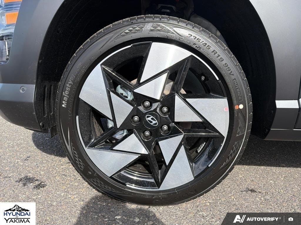 New 2026 Atlas White Hyundai Limited AWD image 6
