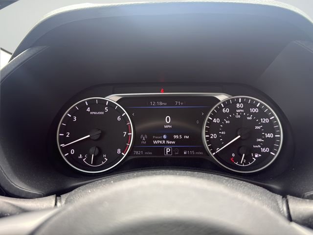 Used 2025 Gray Nissan SV image 12