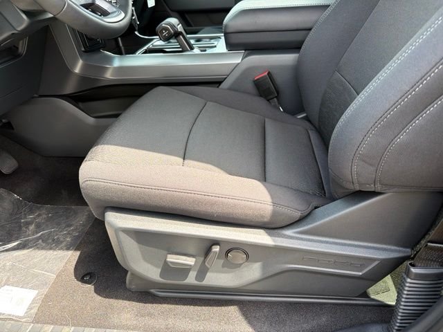 New 2026 Agate Black Metallic Ford XLT image 14