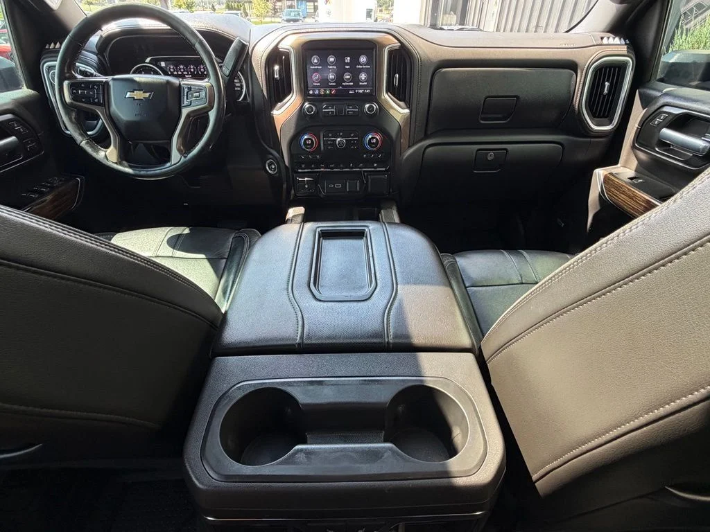 Used 2020 Black Chevrolet High Country image 12