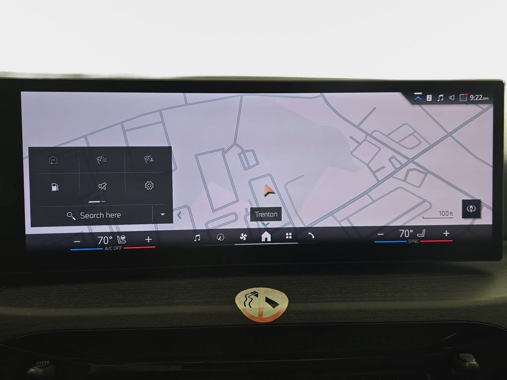 2025 BMW 3 Series 330i - Photo 24