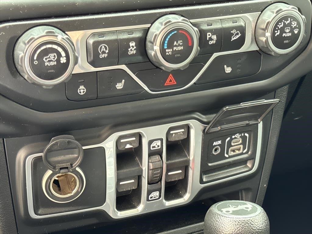 Used 2018 Sting-Gray Clearcoat Jeep Sport S image 20