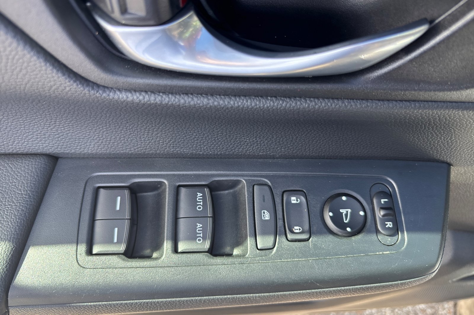 Certified Used 2024  Honda EX image 13