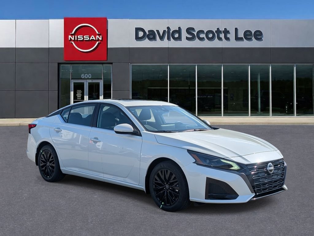 New 2026 Pearl White TriCoat Nissan SV Special Edition image 3