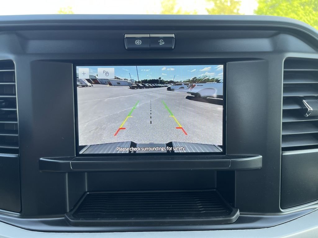 New 2026 Oxford White Ford F-250® XL image 23