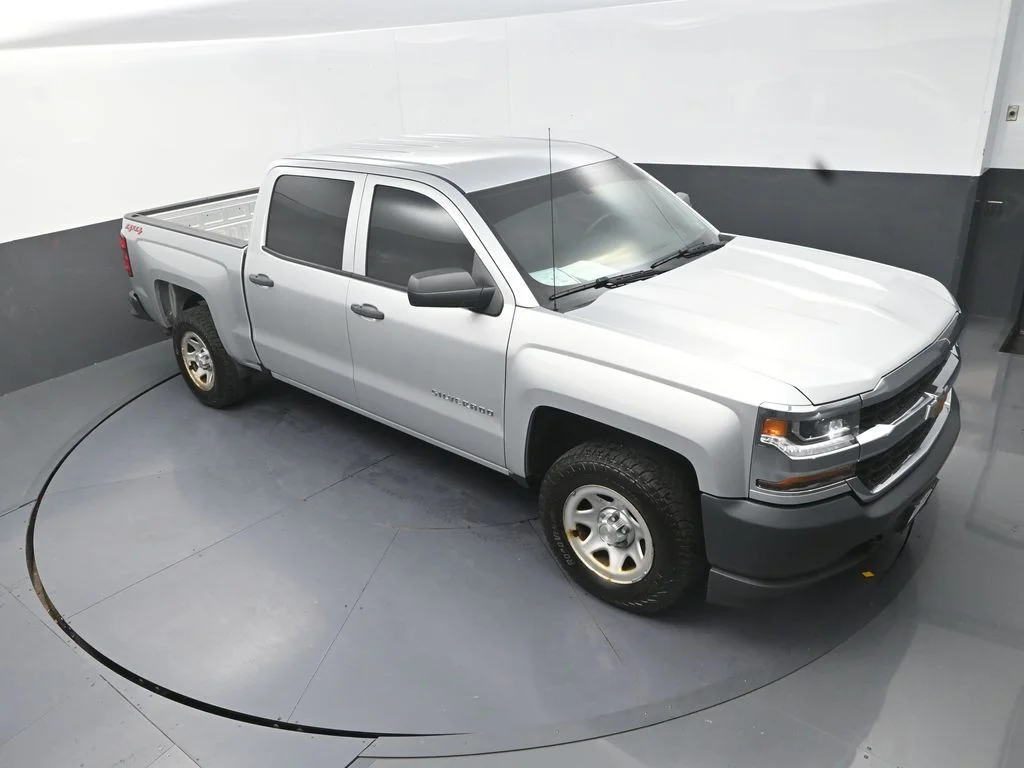Used 2018 Silver Chevrolet WT image 13