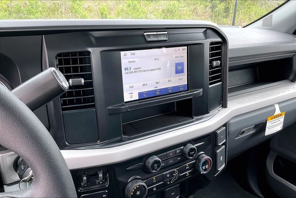 New 2026 Ford Super Duty F-350 XL 4D Crew Cab