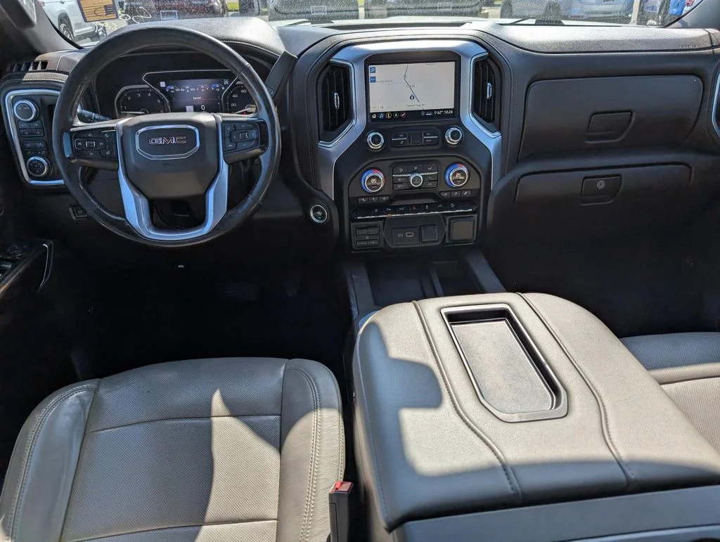 Used 2020 White GMC SLT image 3