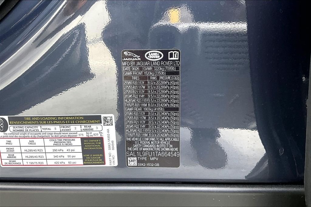 New 2026 VARESINE BLUE Land Rover Dynamic SE image 8