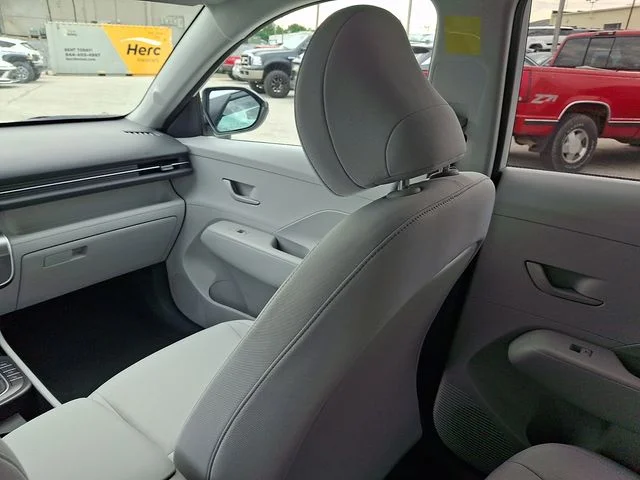 New 2026 White Hyundai SEL Sport image 11