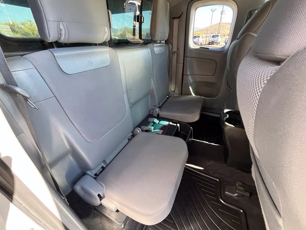 Used 2013 Silver Toyota Base image 18