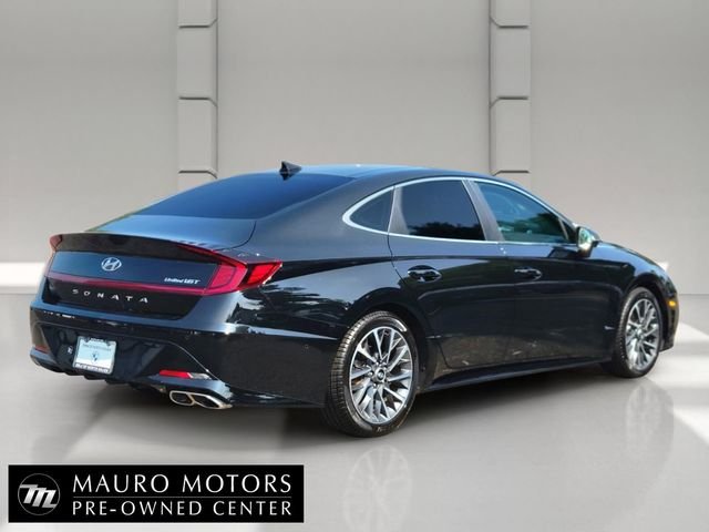 Used 2020 Black Hyundai Limited image 4