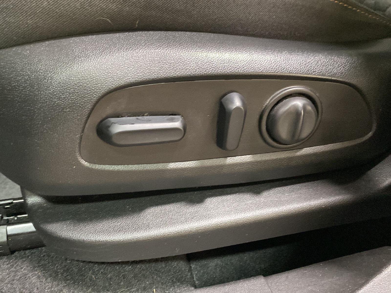 Used 2020 Nightfall Gray Metallic Chevrolet LT image 26