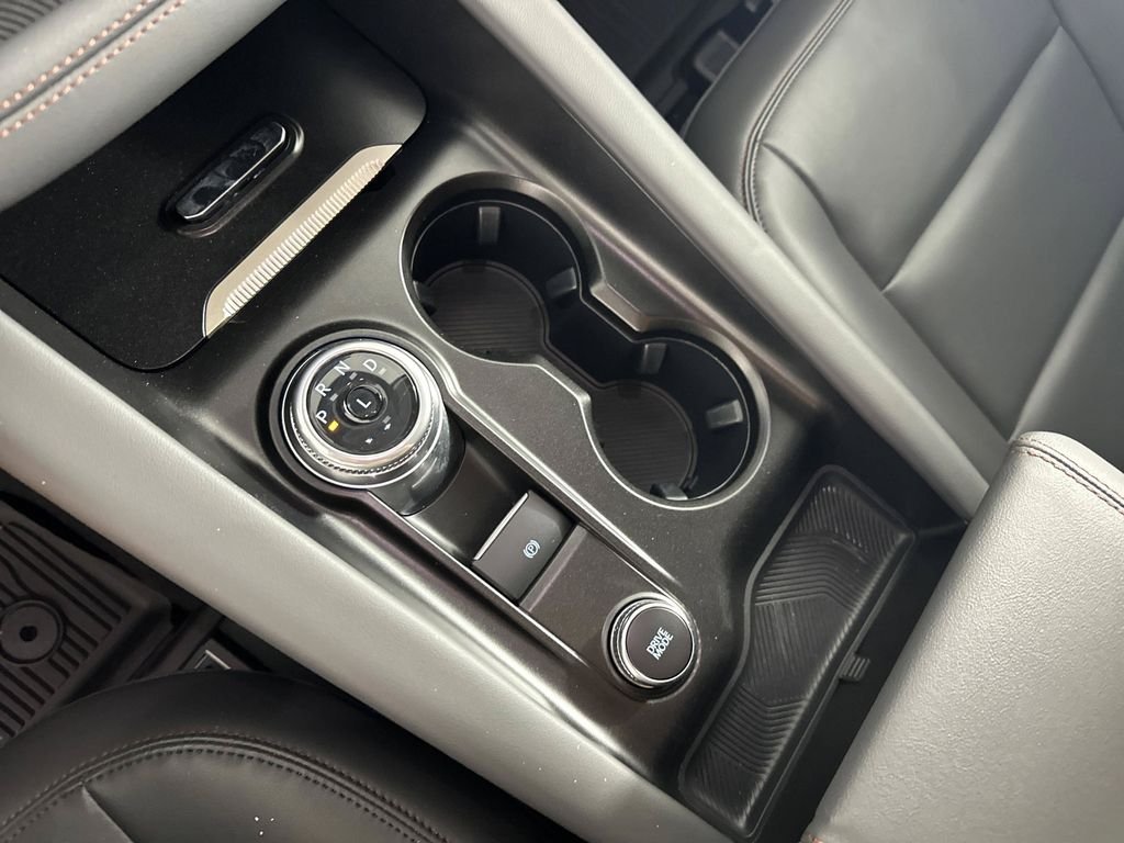2025 Ford Explorer Active - Photo 21