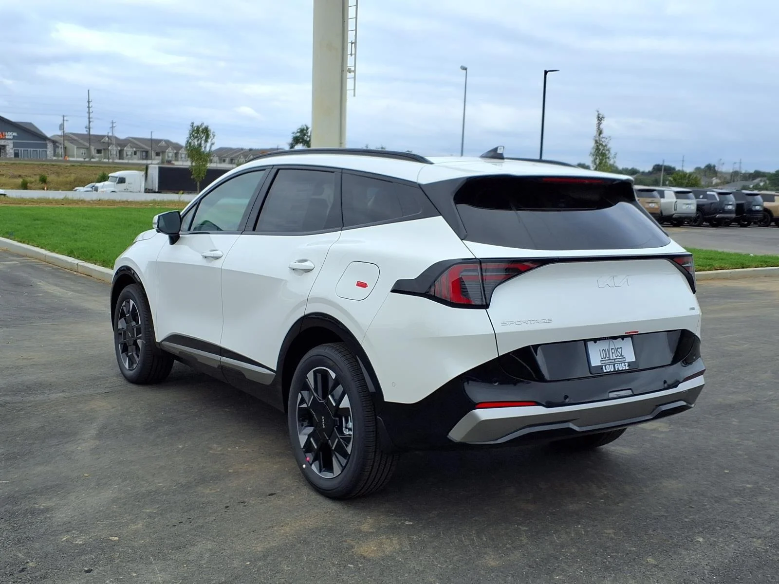 New 2027 Snow White Pearl Kia SX-Prestige image 2
