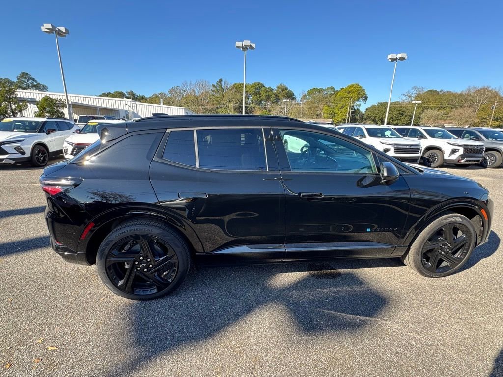 2026 Chevrolet Equinox EV RS - Photo 6