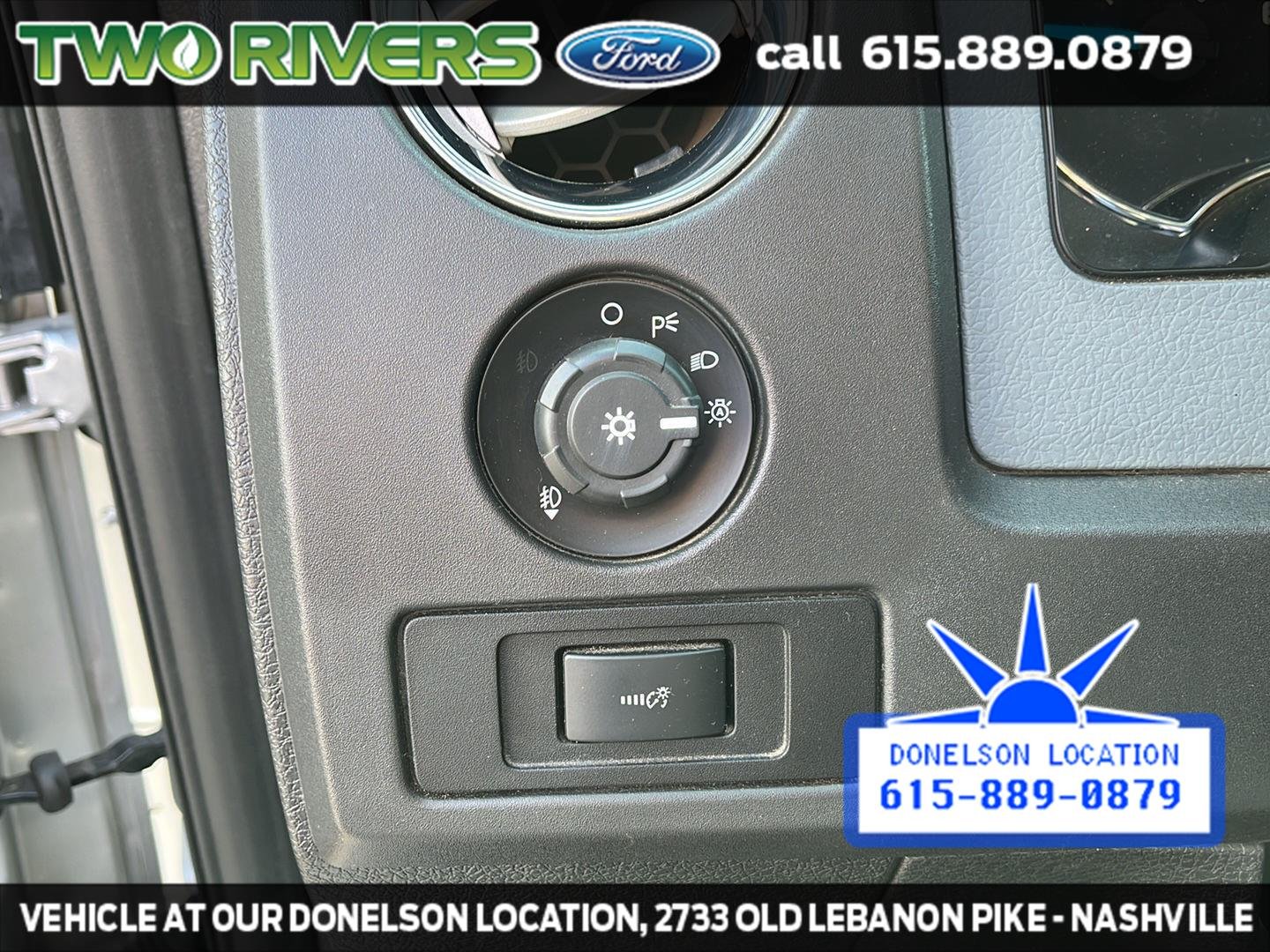 Used 2014 Ingot Silver Metallic Ford XLT image 24