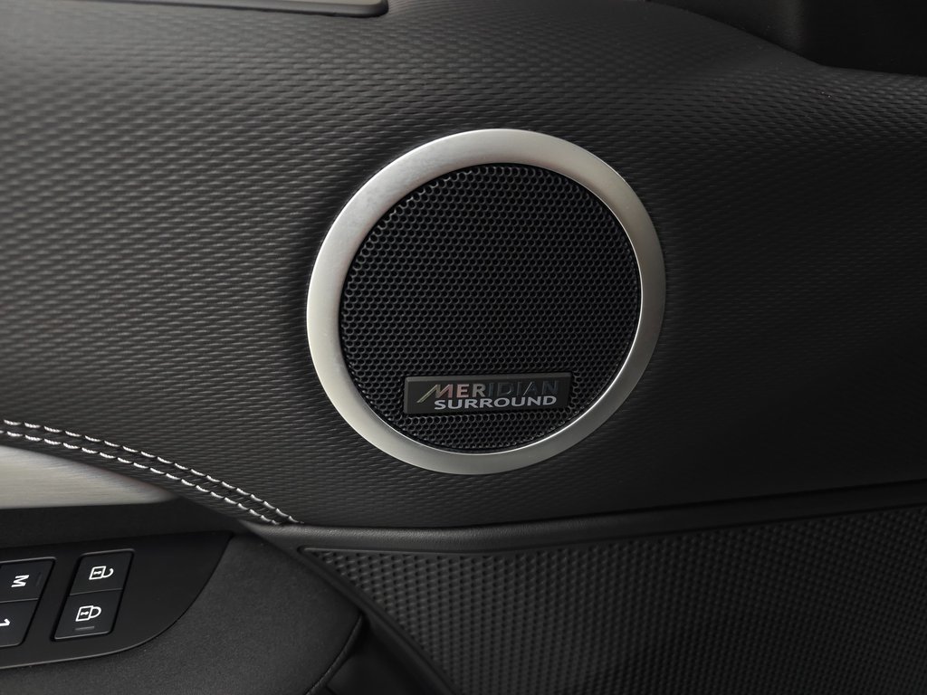 2025 LAND ROVER DISCOVERY - Image 15