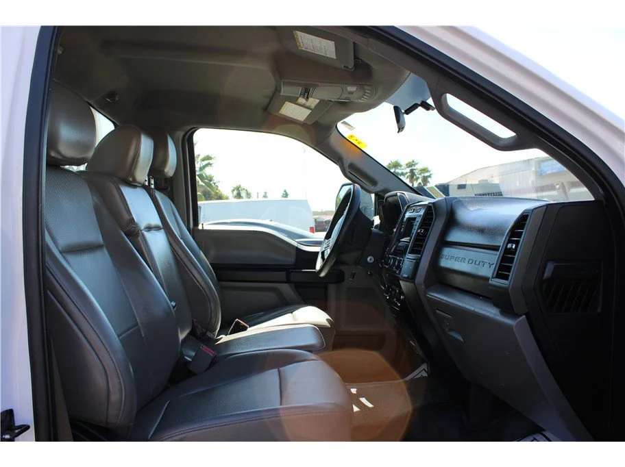 Used 2017 White Ford XL Cab & Chassis 4D image 13