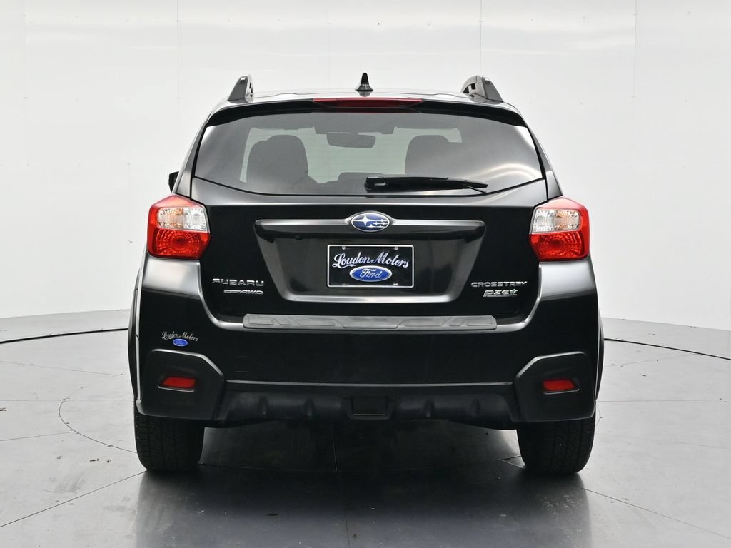 Used 2017 Crystal Black Silica Subaru 2.0i Limited image 6