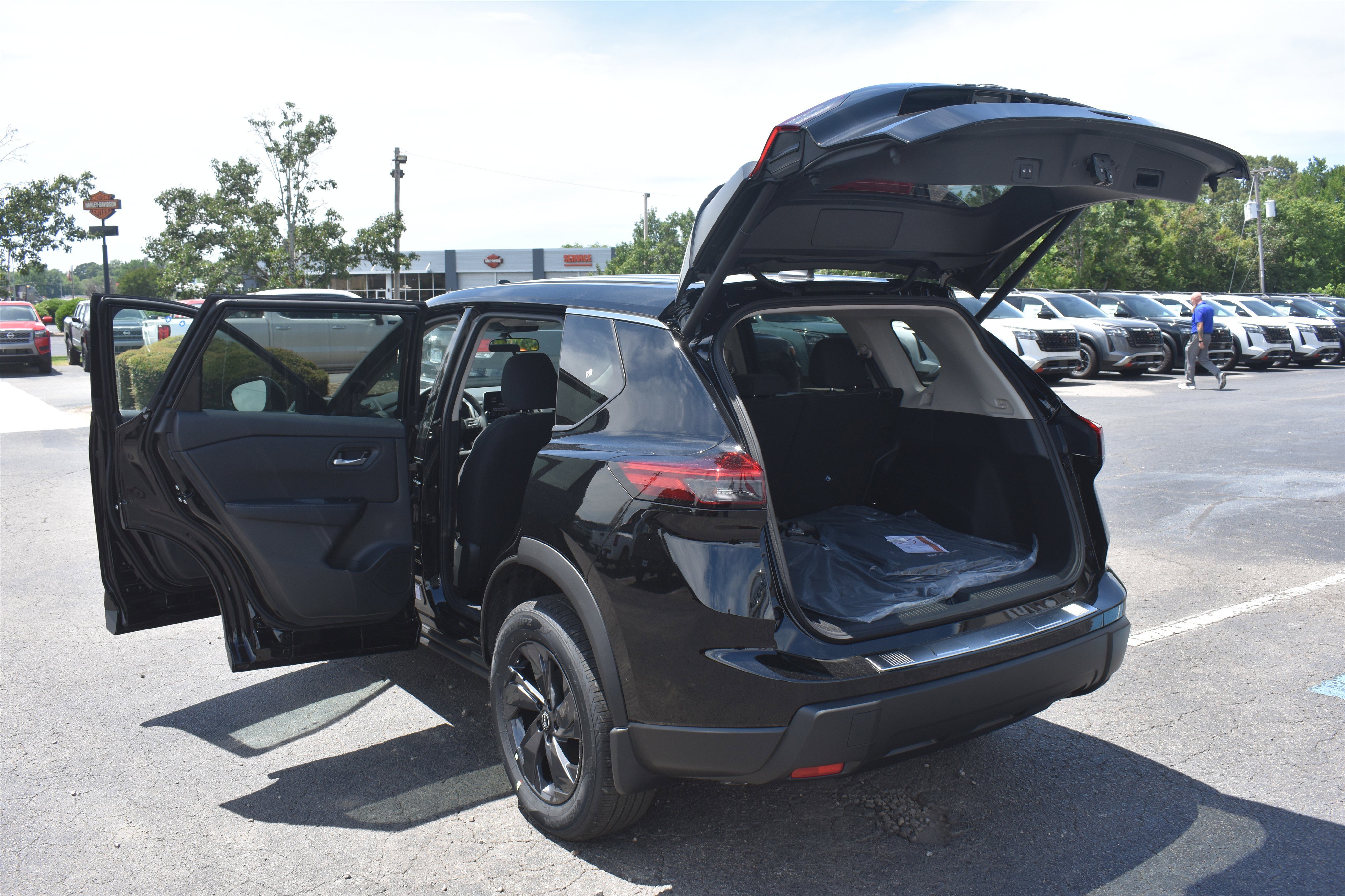 New 2026 Super Black Nissan SV image 16