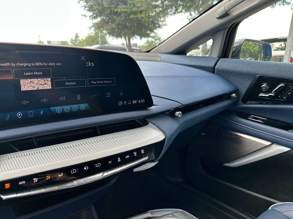 2025 Cadillac OPTIQ Luxury 2 - Photo 21