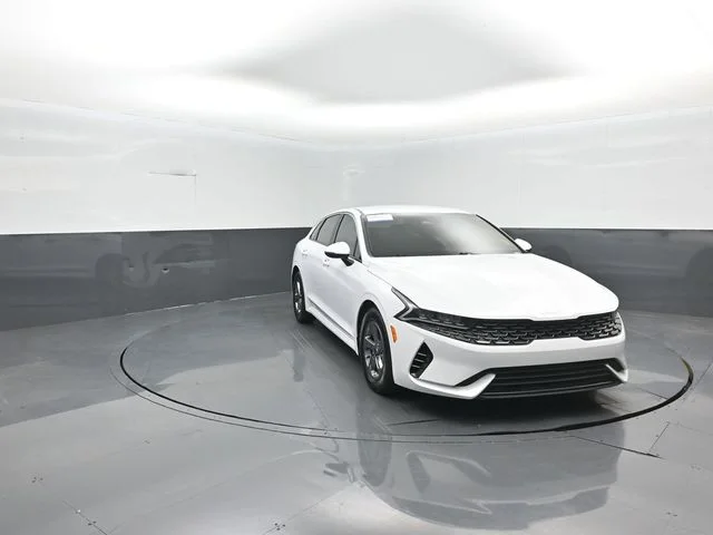 Certified Used 2023 White Pearl Kia LXS image 3