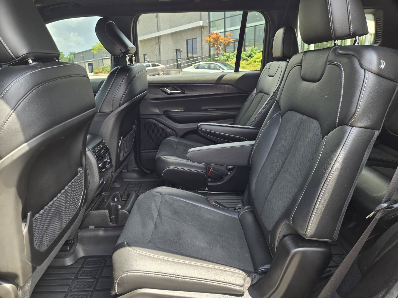 Used 2025 Gray Jeep Laredo image 15