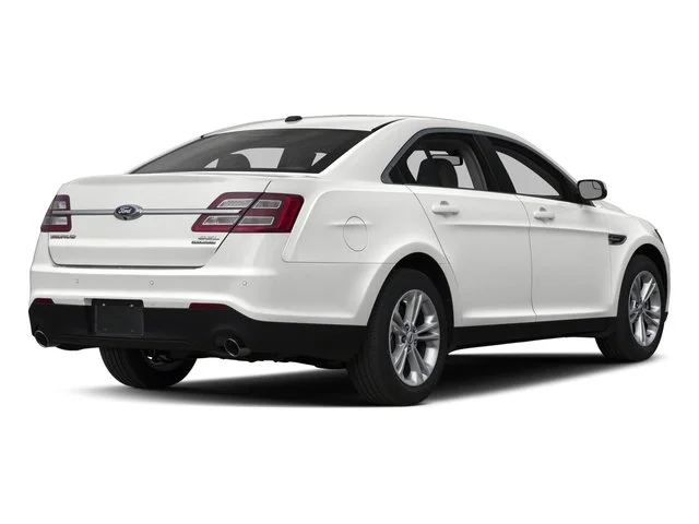 Used 2017 WHITE PLATINUM ME FORD SEL image 2